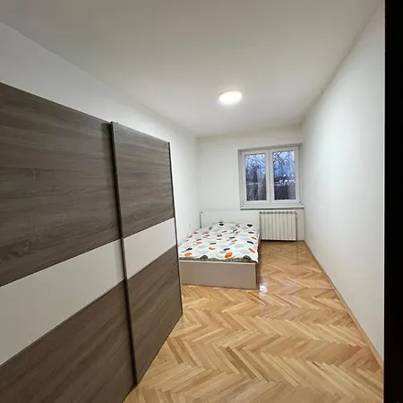 Apartman Skopje, Karpos 4 *